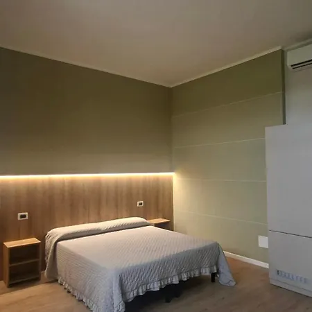 Trotter Hotel 2*